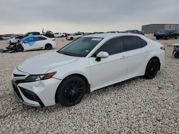 4T1K61AK4NU030496 2022 TOYOTA CAMRY - Image 1