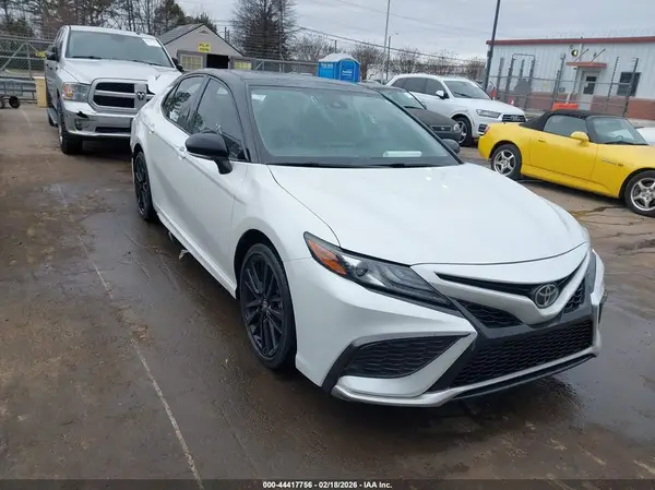 4T1K61AK4NU042308 2022 TOYOTA CAMRY - Image 1