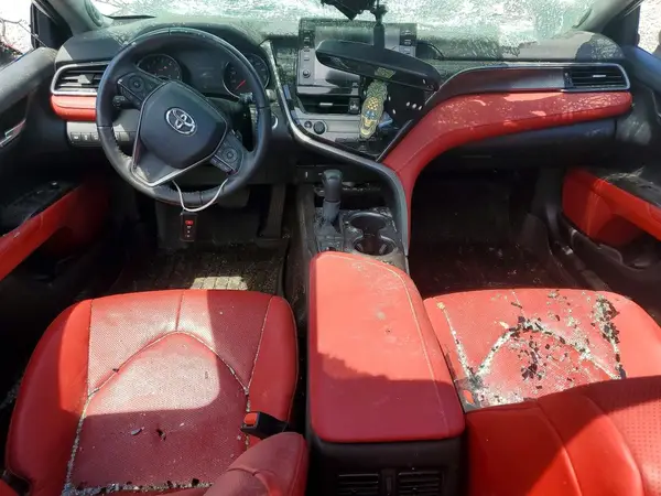4T1K61AK4NU061022 2022 TOYOTA CAMRY - Image 8