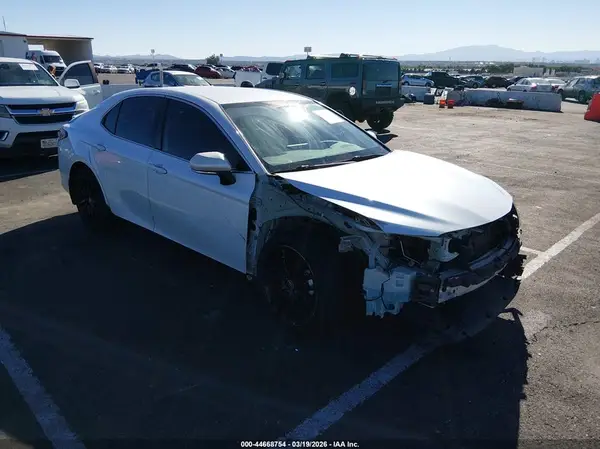 4T1K61AK4NU068343 2022 TOYOTA CAMRY - Image 1