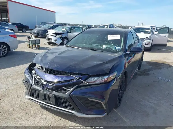 4T1K61AK4NU076622 2022 TOYOTA CAMRY - Image 2