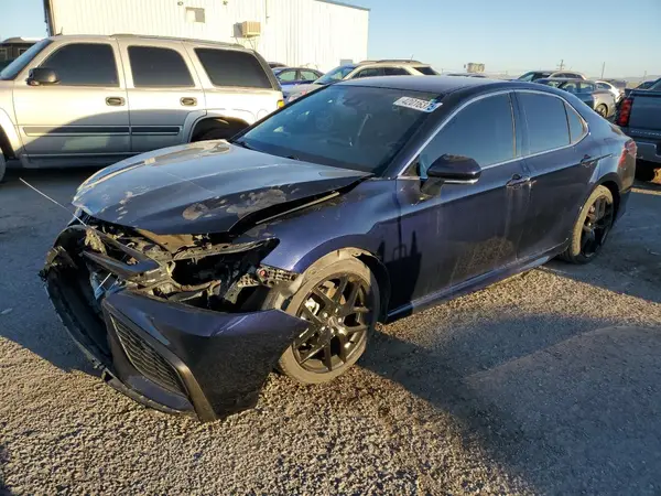4T1K61AK4NU699495 2022 TOYOTA CAMRY - Image 1