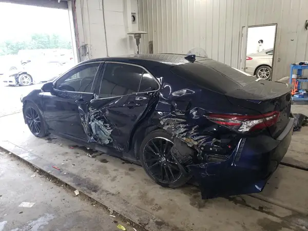 4T1K61AK4NU718398 2022 TOYOTA CAMRY - Image 2
