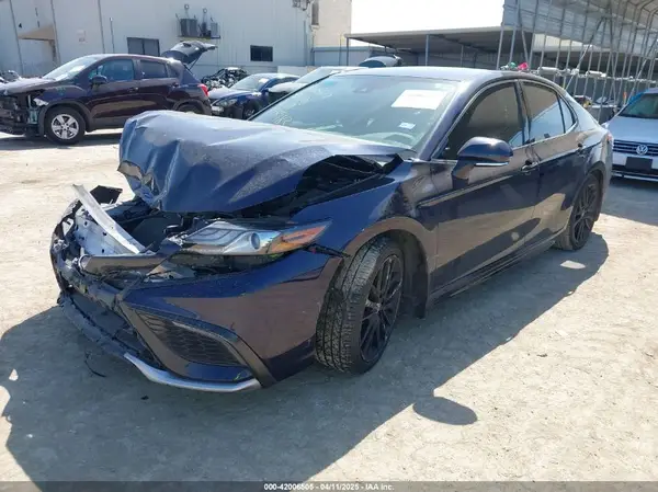 4T1K61AK4NU718983 2022 TOYOTA CAMRY - Image 2