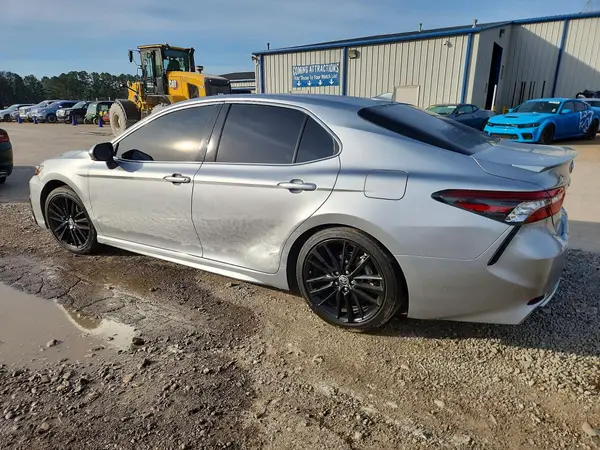 4T1K61AK4PU796540 2023 TOYOTA CAMRY - Image 2