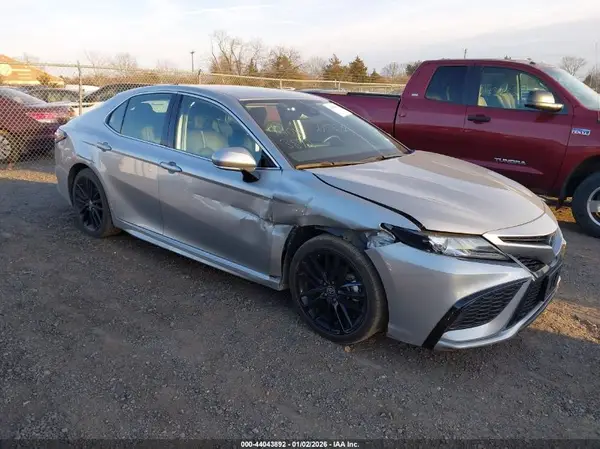 4T1K61AK4RU236102 2024 TOYOTA CAMRY - Image 1