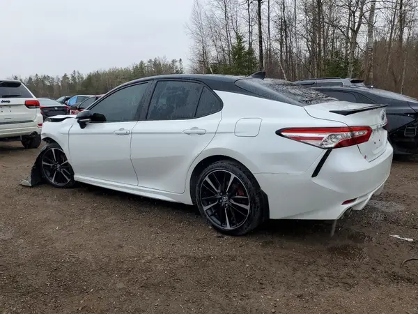 4T1K61AK5LU309789 2020 TOYOTA CAMRY - Image 2