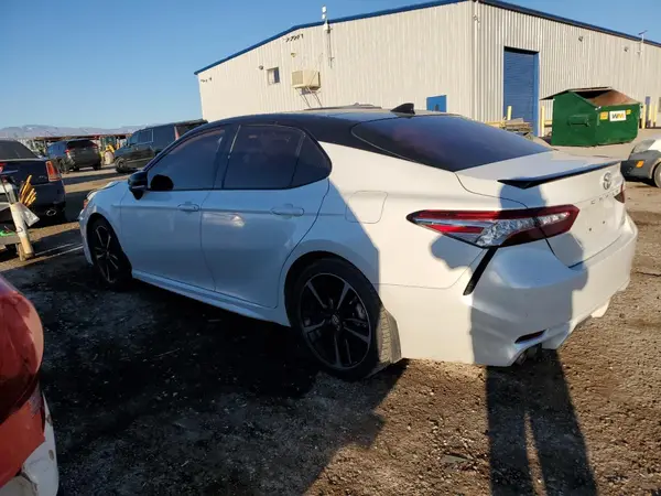 4T1K61AK5LU330125 2020 TOYOTA CAMRY - Image 2