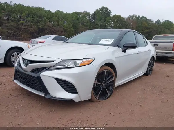4T1K61AK5LU369829 2020 TOYOTA CAMRY - Image 2
