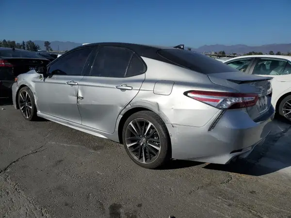 4T1K61AK5LU372133 2020 TOYOTA CAMRY - Image 2