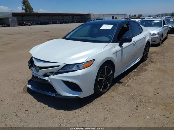 4T1K61AK5LU383973 2020 TOYOTA CAMRY - Image 2