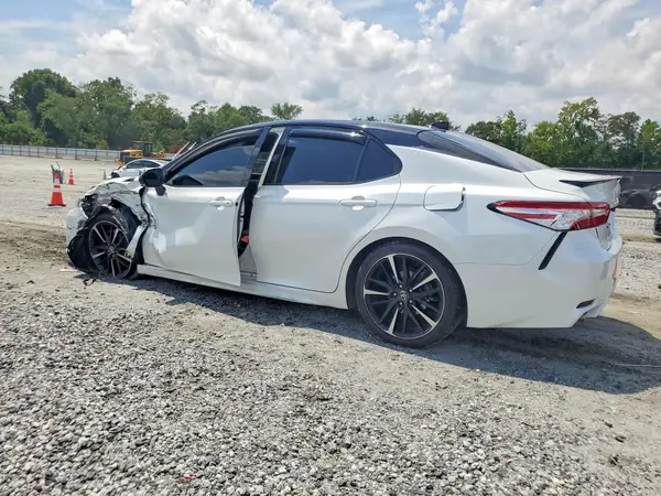 4T1K61AK5LU388218 2020 TOYOTA CAMRY - Image 2