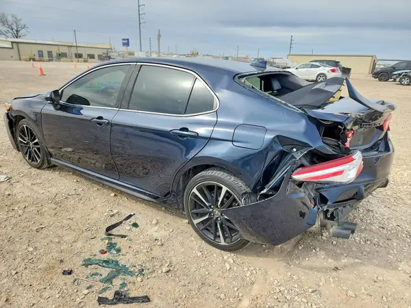 4T1K61AK5LU948724 2020 TOYOTA CAMRY - Image 2