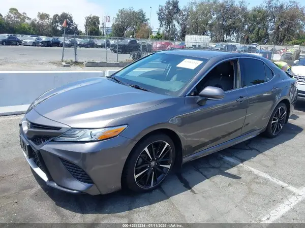 4T1K61AK5LU993422 2020 TOYOTA CAMRY - Image 2