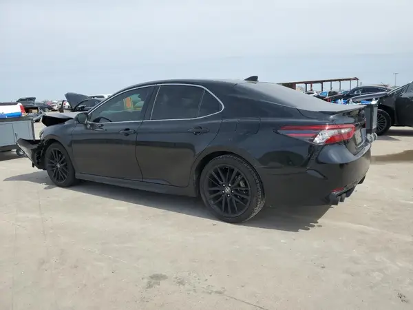4T1K61AK5MU406394 2021 TOYOTA CAMRY - Image 2
