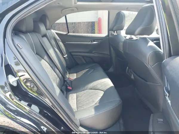 4T1K61AK5MU418321 2021 TOYOTA CAMRY - Image 8