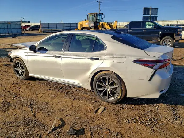 4T1K61AK5MU426032 2021 TOYOTA CAMRY - Image 2