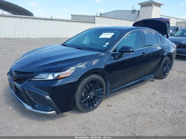 4T1K61AK5MU482617 2021 TOYOTA CAMRY - Image 2