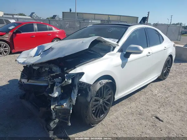 4T1K61AK5MU545294 2021 TOYOTA CAMRY - Image 2
