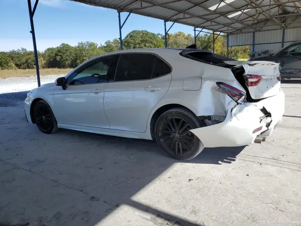 4T1K61AK5MU551676 2021 TOYOTA CAMRY - Image 2