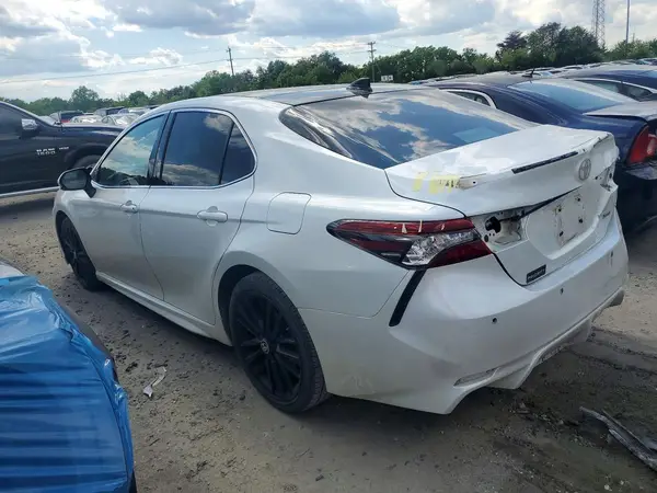 4T1K61AK5MU554528 2021 TOYOTA CAMRY - Image 2