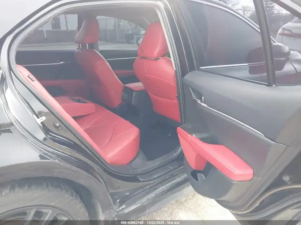 4T1K61AK5MU581289 2021 TOYOTA CAMRY - Image 8