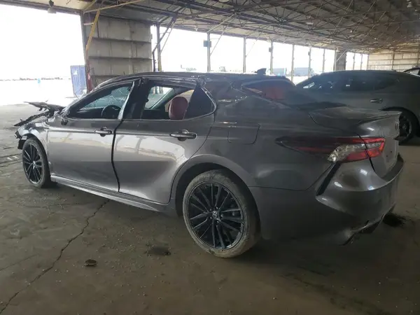 4T1K61AK5MU598593 2021 TOYOTA CAMRY - Image 2