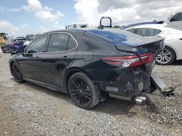 4T1K61AK5MU607468 2021 TOYOTA CAMRY - Image 2