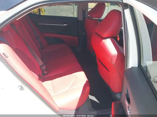 4T1K61AK5NU007230 2022 TOYOTA CAMRY - Image 8