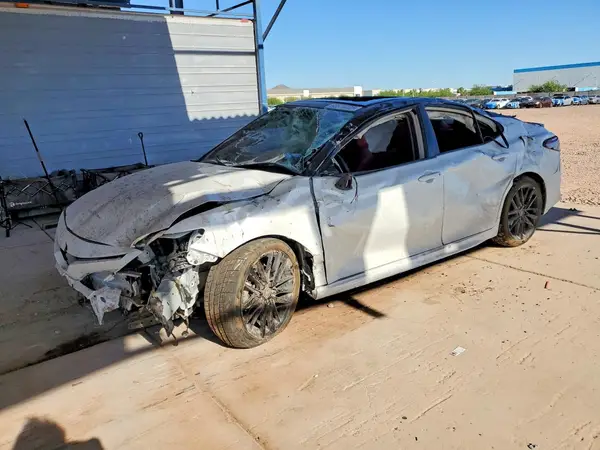4T1K61AK5NU007762 2022 TOYOTA CAMRY - Image 1