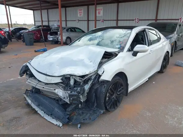 4T1K61AK5NU010192 2022 TOYOTA CAMRY - Image 2