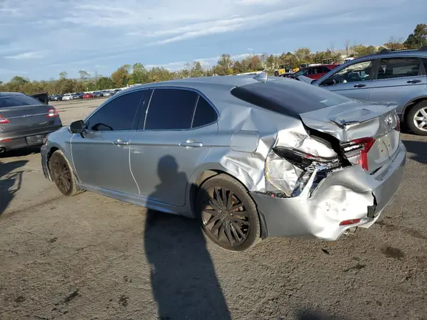 4T1K61AK5NU013156 2022 TOYOTA CAMRY - Image 2
