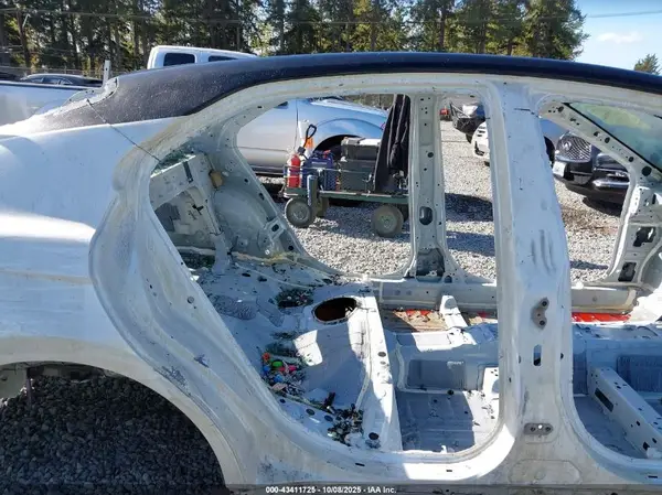 4T1K61AK5NU021581 2022 TOYOTA CAMRY - Image 8