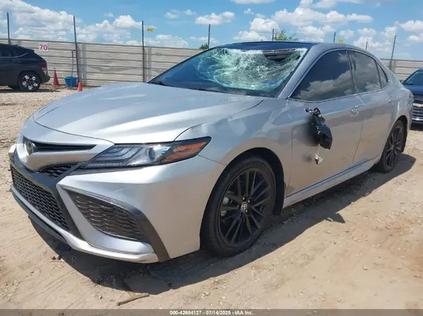 4T1K61AK5NU064673 2022 TOYOTA CAMRY - Image 2
