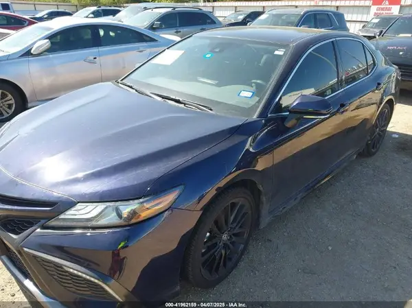 4T1K61AK5NU073535 2022 TOYOTA CAMRY - Image 2