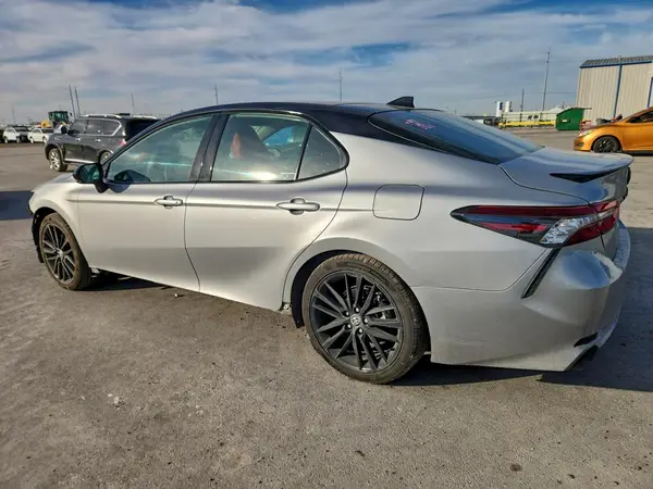 4T1K61AK5RU209247 2024 TOYOTA CAMRY - Image 2