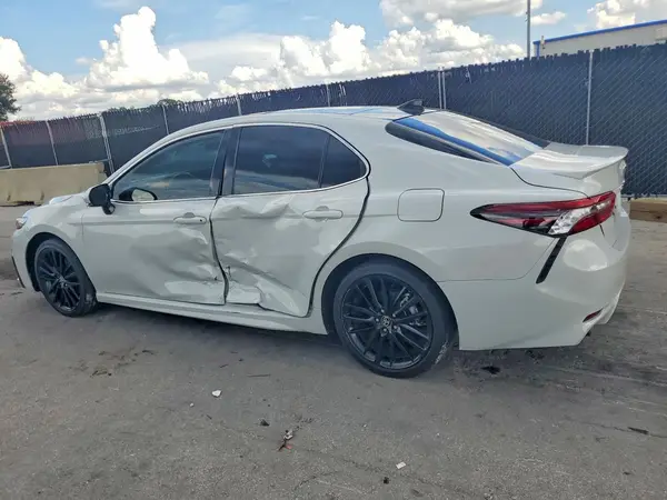 4T1K61AK5RU229143 2024 TOYOTA CAMRY - Image 2