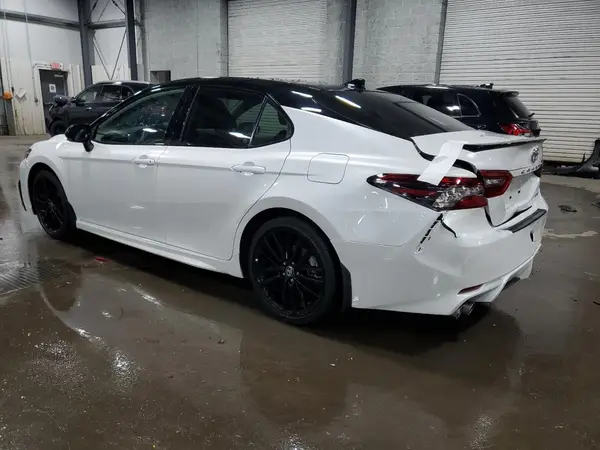 4T1K61AK5RU252132 2024 TOYOTA CAMRY - Image 2