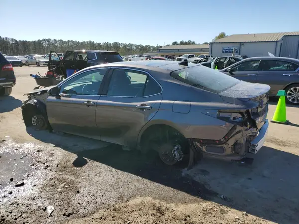 4T1K61AK5RU850026 2024 TOYOTA CAMRY - Image 2