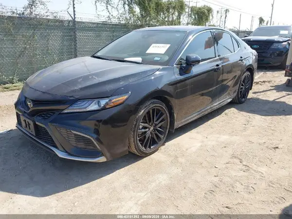 4T1K61AK5RU906871 2024 TOYOTA CAMRY - Image 2