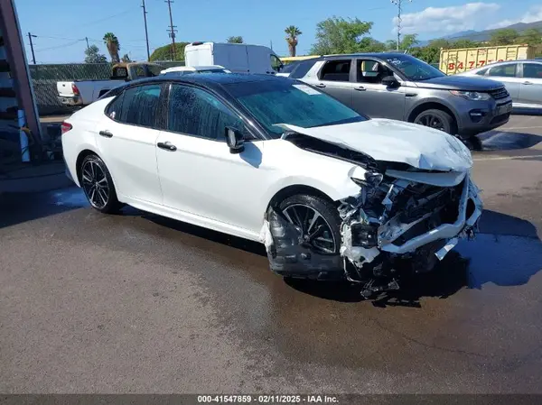 4T1K61AK6LU303435 2020 TOYOTA CAMRY - Image 1