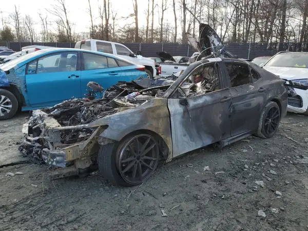 4T1K61AK6LU303953 2020 TOYOTA CAMRY - Image 1