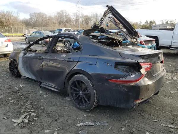 4T1K61AK6LU303953 2020 TOYOTA CAMRY - Image 2