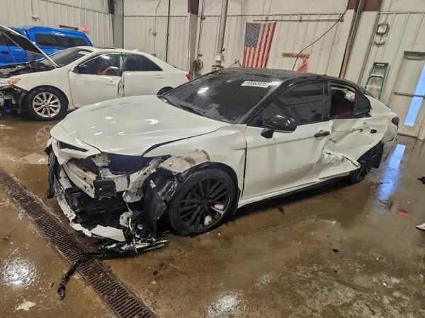 4T1K61AK6LU304794 2020 TOYOTA CAMRY - Image 1