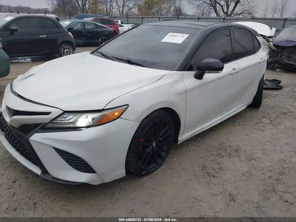 4T1K61AK6LU315584 2020 TOYOTA CAMRY - Image 2