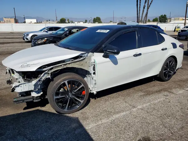4T1K61AK6LU322499 2020 TOYOTA CAMRY - Image 1