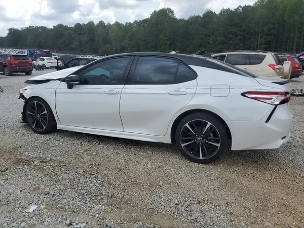 4T1K61AK6LU360833 2020 TOYOTA CAMRY - Image 2