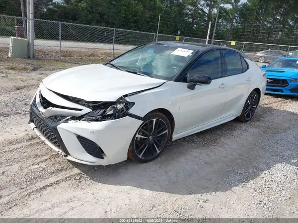 4T1K61AK6LU367572 2020 TOYOTA CAMRY - Image 2