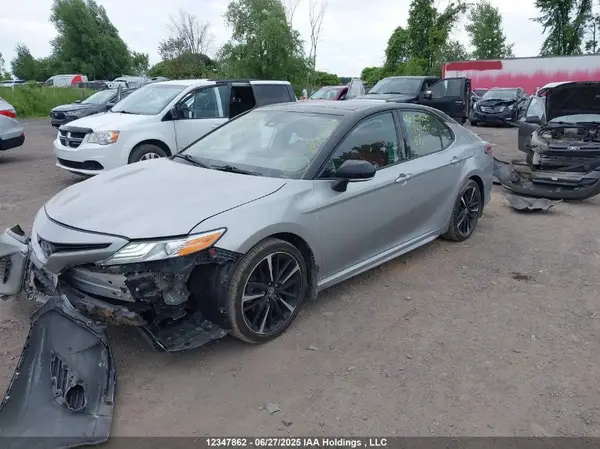 4T1K61AK6LU374215 2020 TOYOTA CAMRY - Image 2