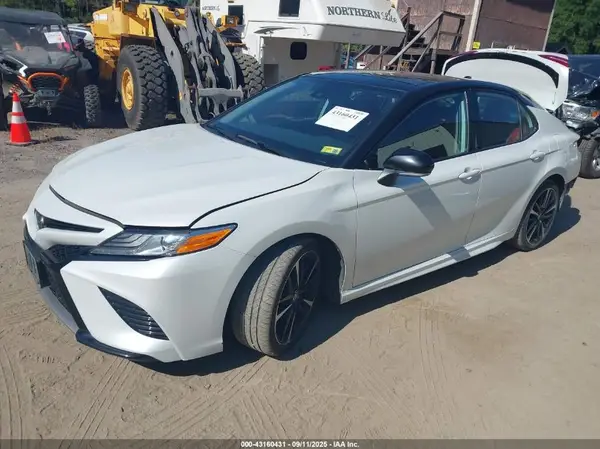 4T1K61AK6LU379477 2020 TOYOTA CAMRY - Image 2